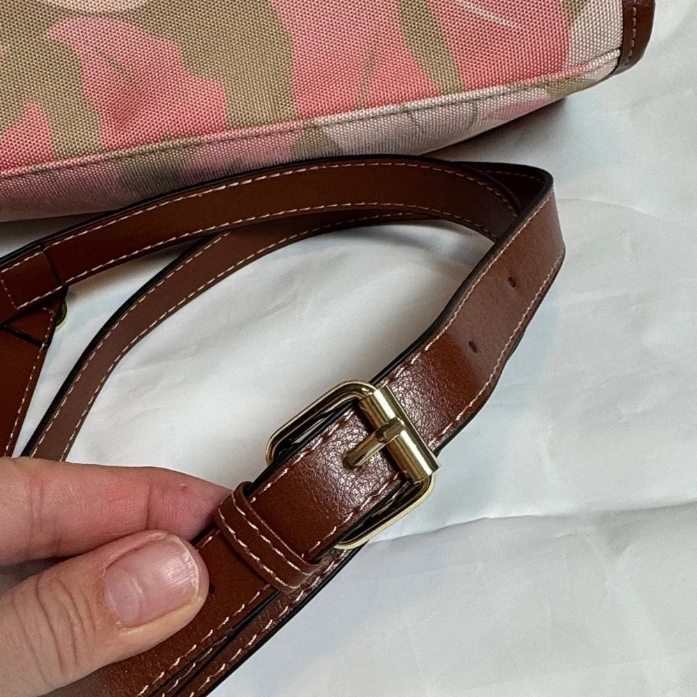 NWT Hawaiian Floral Pink and Brown Women's Bag